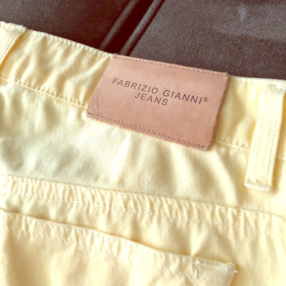 Light yellow size 8 jeans